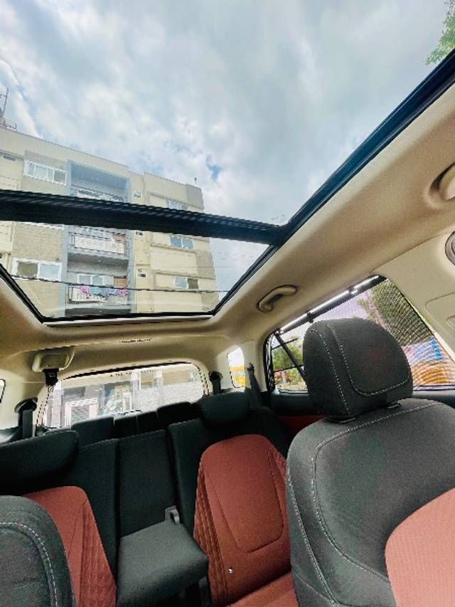 https://images10.gaadi.com/usedgaadi-sellcar/UsedCar/e54dec8ca/9ff707d8-4073-402c-85e5-670ff501a96c.jpeg?imwidth=6401