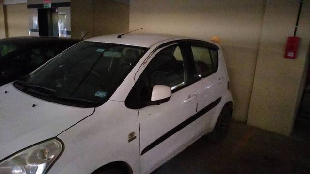 https://images10.gaadi.com/usedgaadi-sellcar/UsedCar/e54e64bea/faa1f6bd-5af4-43a0-bc1f-0a294483afb7.jpg?imwidth=6402