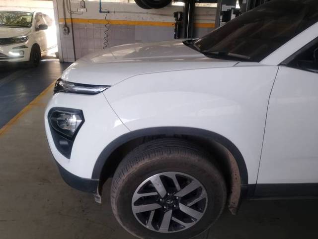 https://images10.gaadi.com/usedgaadi-sellcar/UsedCar/e54f645aa/52ff6816-ab67-411b-929f-1b8cc6718113.jpg?imwidth=6401