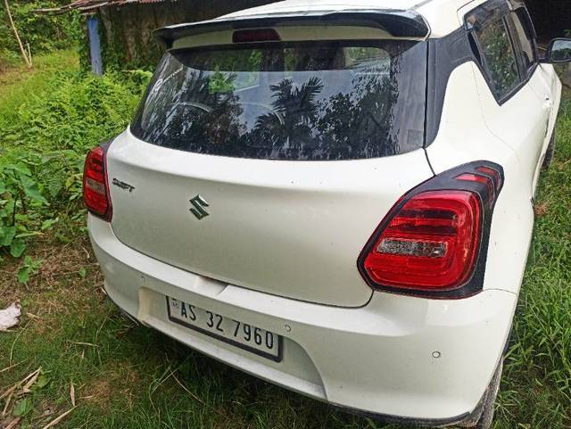 https://images10.gaadi.com/usedgaadi-sellcar/UsedCar/e54fbad8a/1e336f94-2c67-42a4-a074-331ab8fe6a85.jpg?imwidth=6401