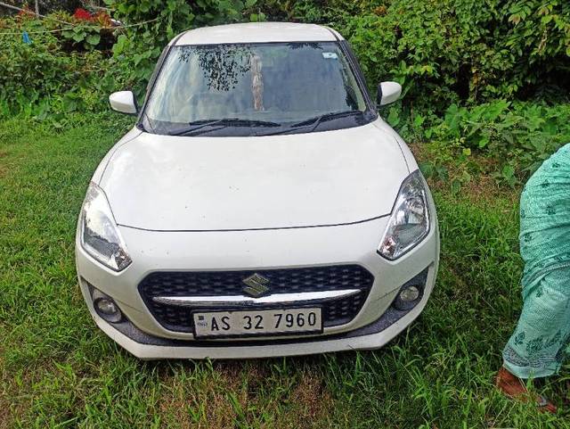 https://images10.gaadi.com/usedgaadi-sellcar/UsedCar/e54fbad8a/f5bf694b-3692-4a9d-8e18-b0488660d140.jpg?imwidth=6400