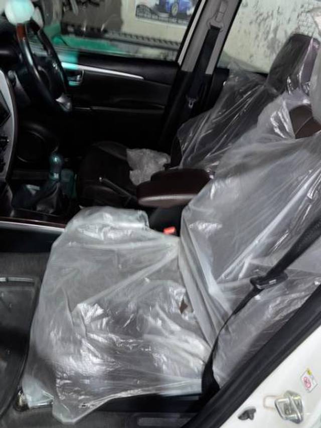 https://images10.gaadi.com/usedgaadi-sellcar/UsedCar/e55067a9a/73ee57be-3382-4a33-b435-f08a064d48a4.jpg?imwidth=6402