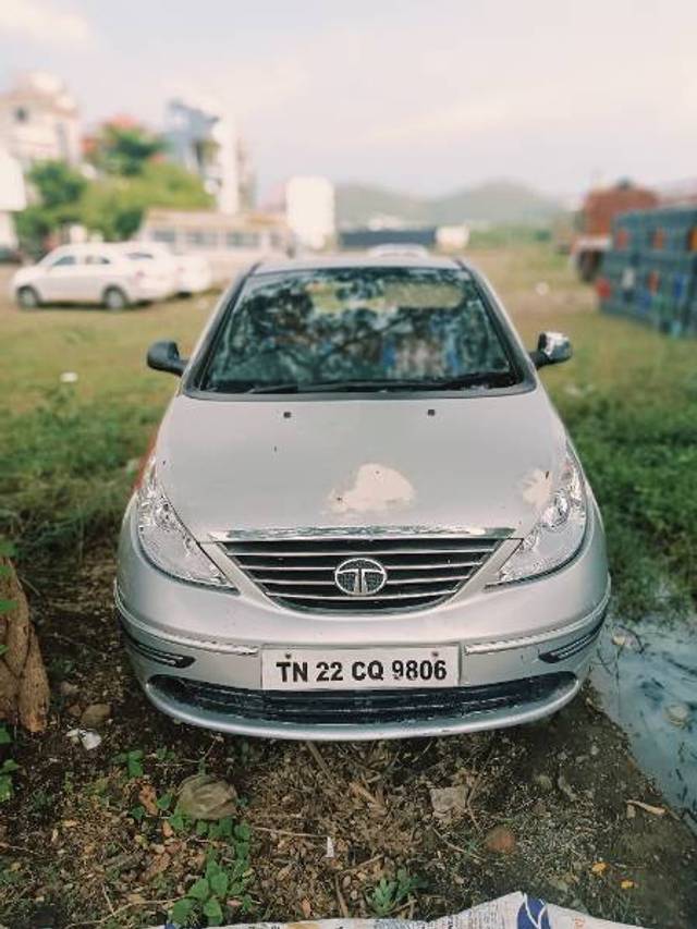https://images10.gaadi.com/usedgaadi-sellcar/UsedCar/e550f20aa/58b0aacd-88b7-4f23-b2b3-cb6fe0921c72.jpg?imwidth=6400