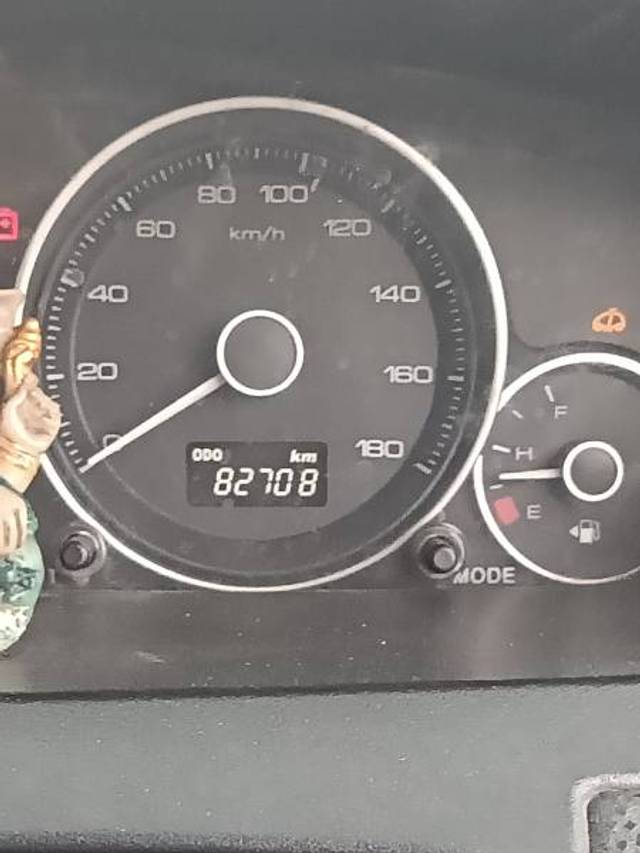 https://images10.gaadi.com/usedgaadi-sellcar/UsedCar/e550f20aa/dd7279f3-b66a-45f4-87a8-1084de2ff8b2.jpg?imwidth=6402