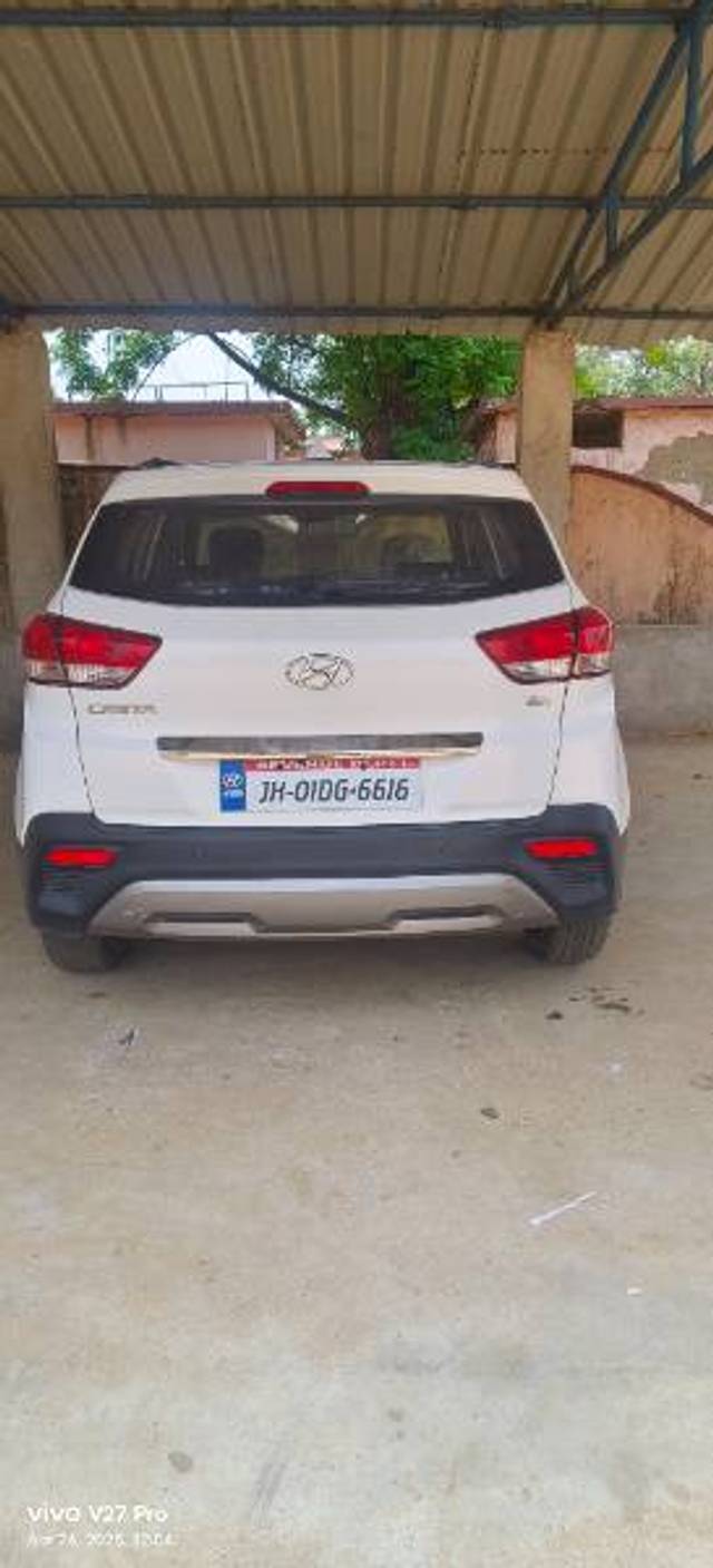 https://images10.gaadi.com/usedgaadi-sellcar/UsedCar/e5512108a/79090bbb-d6c4-4869-93fc-fecc2e7820a8.jpg?imwidth=6401