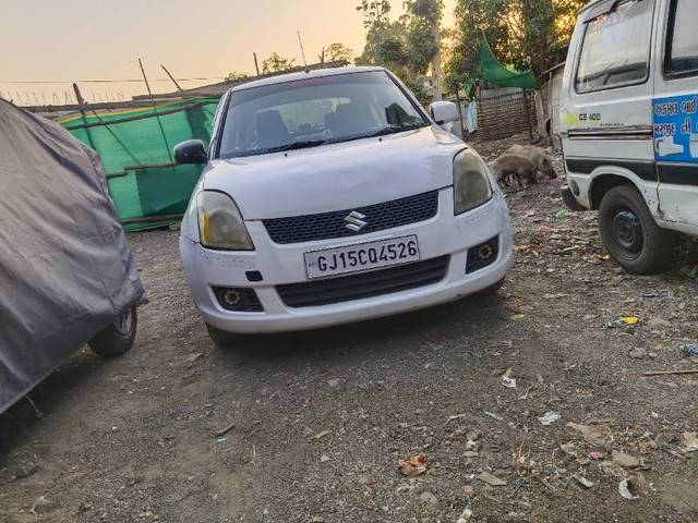 https://images10.gaadi.com/usedgaadi-sellcar/UsedCar/e55153e5a/a24ce884-a442-4943-a2a3-ffcd5eae21ae.jpg?imwidth=6400