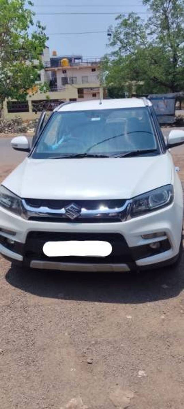 https://images10.gaadi.com/usedgaadi-sellcar/UsedCar/e5516fc8a/af4ec73f-ce86-4a28-84de-48e12bf95fcb.jpeg?imwidth=6400