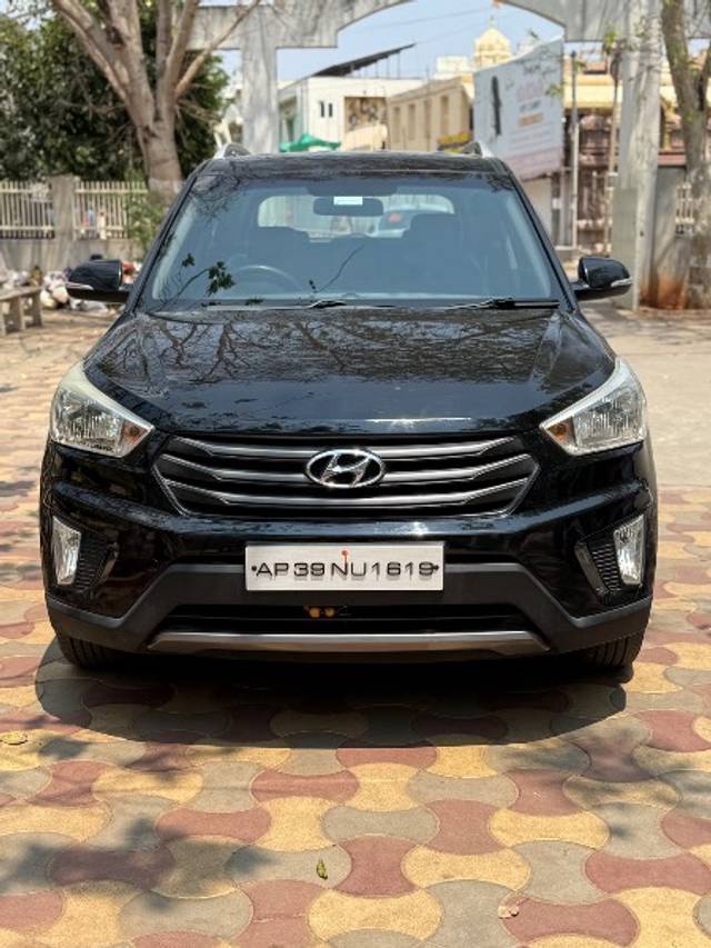 https://images10.gaadi.com/usedgaadi-sellcar/UsedCar/e5520f86a/baff967b-2c50-46e5-a1d1-32b2462f5c02.jpeg?imwidth=6400