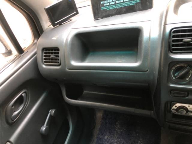 https://images10.gaadi.com/usedgaadi-sellcar/UsedCar/e5539022a/c970b9a4-2665-42f8-8ea0-2b6c33a73a90.jpg?imwidth=6402