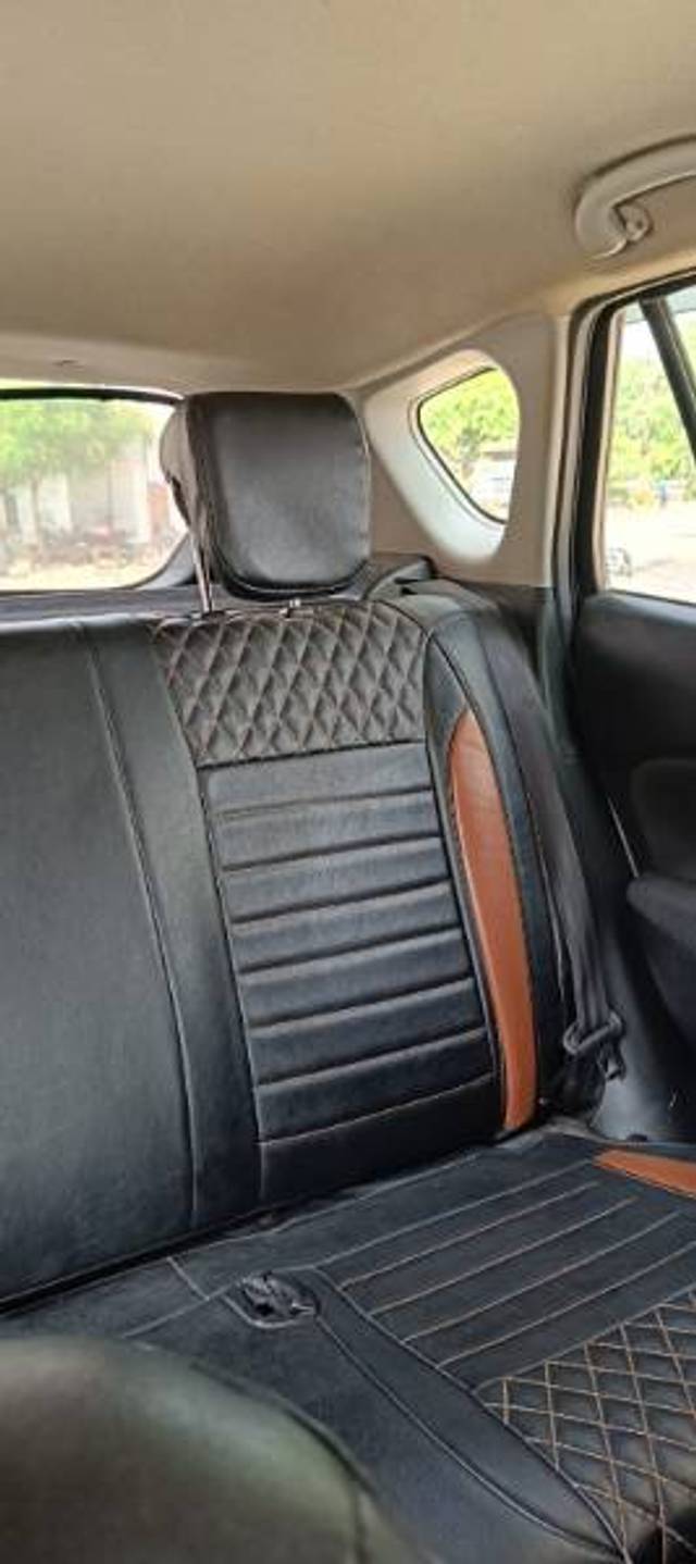 https://images10.gaadi.com/usedgaadi-sellcar/UsedCar/e55441b6a/454ab227-2b3f-4a2f-9d58-e934e8dd6c0b.jpg?imwidth=6402
