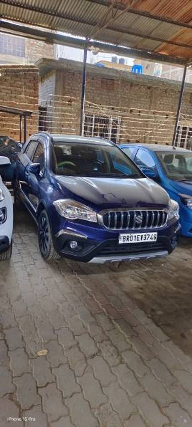 https://images10.gaadi.com/usedgaadi-sellcar/UsedCar/e55450f0a/cef54a39-2ff6-46ef-bba1-531052c903c6.jpg?imwidth=6400
