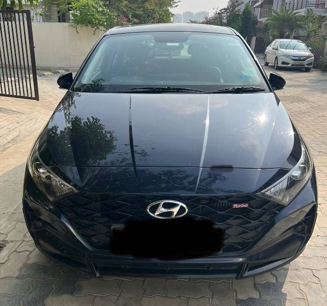 https://images10.gaadi.com/usedgaadi-sellcar/UsedCar/e5546154a/c2e50ad5-57ce-4c54-af91-6b58903a4b07.jpeg?imwidth=6400