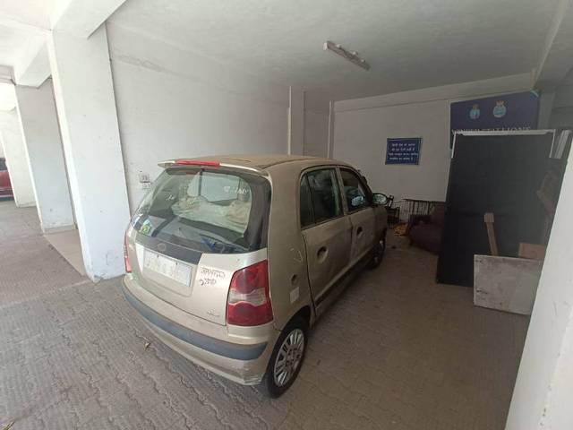 https://images10.gaadi.com/usedgaadi-sellcar/UsedCar/e554ab2ea/1119715c-dd48-4a60-8872-c64b440a99a1.jpg?imwidth=6401