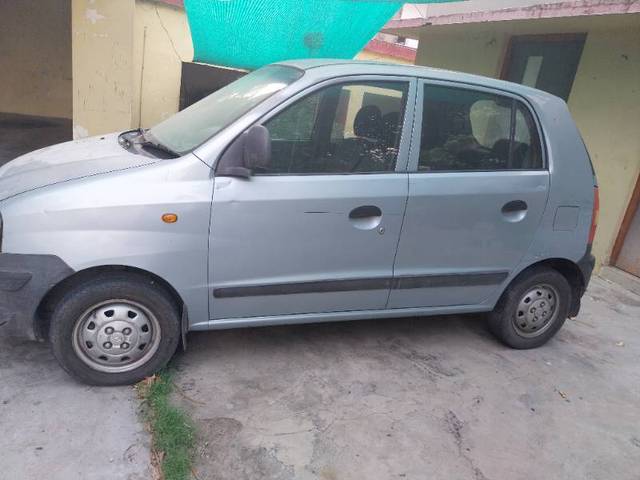 https://images10.gaadi.com/usedgaadi-sellcar/UsedCar/e554bccea/0d2f5ce5-b39a-4e71-9910-0a716c61eb1c.jpg?imwidth=6402