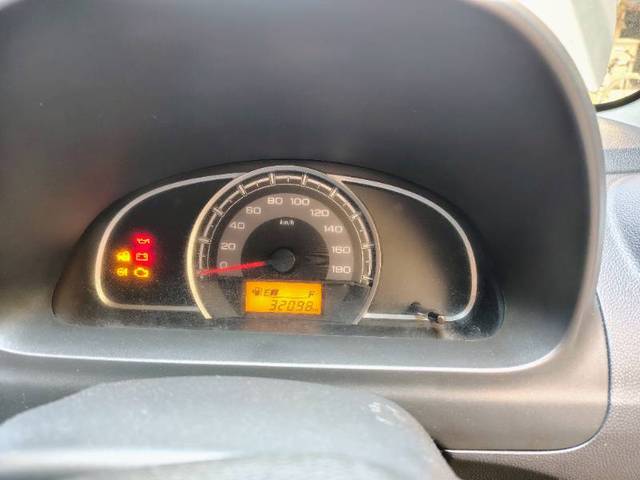 https://images10.gaadi.com/usedgaadi-sellcar/UsedCar/e5550c7ea/a5f8efda-b7c3-4d4e-bfe7-5151372e151a.jpg?imwidth=6401