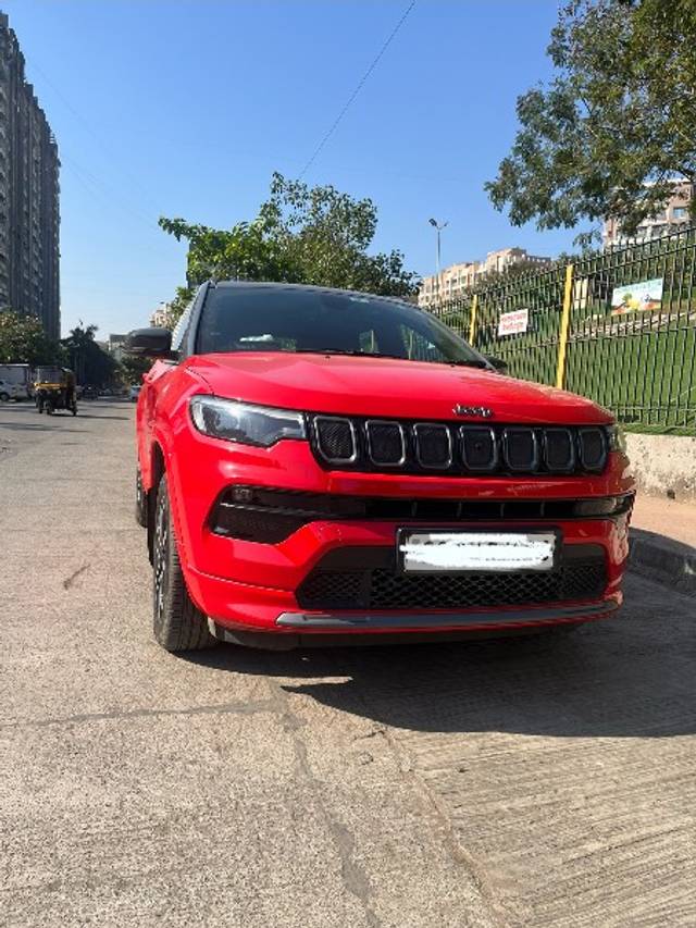 https://images10.gaadi.com/usedgaadi-sellcar/UsedCar/e55519e1a/e5d2d561-f6ef-43ee-b99e-5744dc258fd2.jpeg?imwidth=6400
