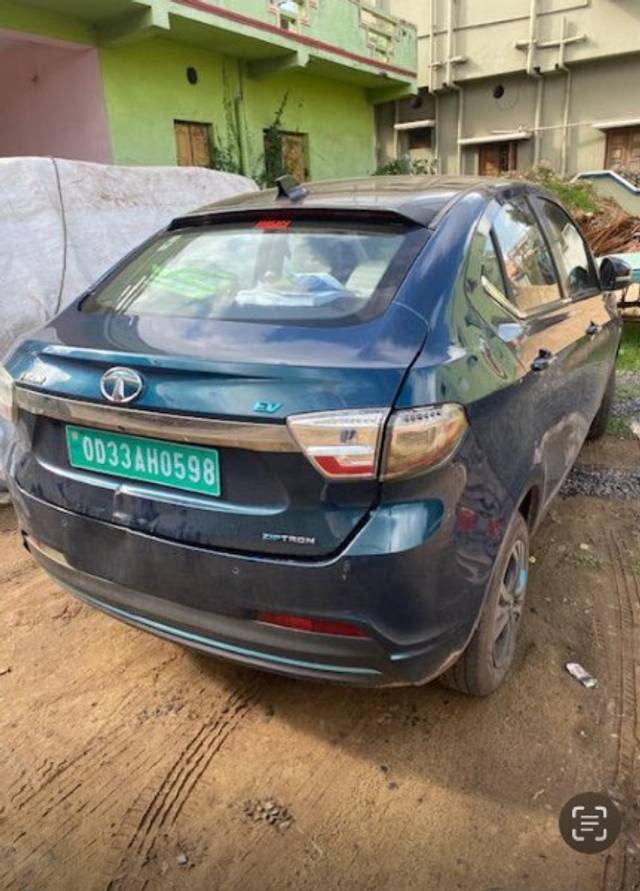 https://images10.gaadi.com/usedgaadi-sellcar/UsedCar/e5552e35a/54073b8b-ceaf-4b4c-9a1a-cf74212abc51.jpeg?imwidth=6402