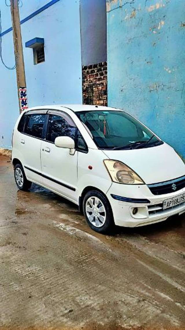 https://images10.gaadi.com/usedgaadi-sellcar/UsedCar/e55585ada/37415ea3-0c70-4c80-afdb-893c9c7997de.jpg?imwidth=6402