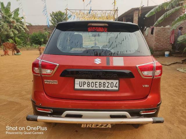 https://images10.gaadi.com/usedgaadi-sellcar/UsedCar/e555e30fa/086e7b95-52f8-4545-b979-329c94bbce2b.jpg?imwidth=6401