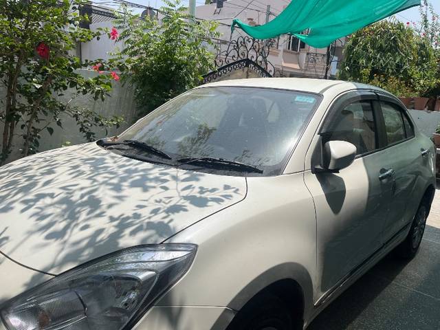 https://images10.gaadi.com/usedgaadi-sellcar/UsedCar/e555f658a/09417b00-52a0-49ec-a337-86e42ae3625c.jpg?imwidth=6400