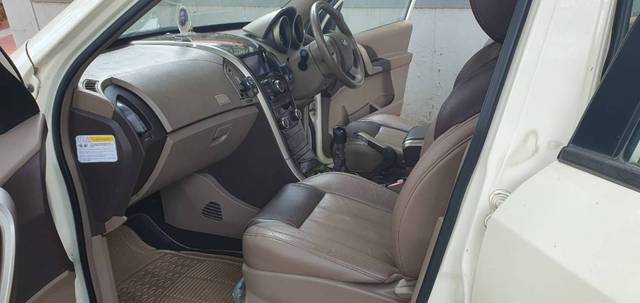 https://images10.gaadi.com/usedgaadi-sellcar/UsedCar/e5564a0ea/04ba5abd-741a-47de-9188-51c862314cd4.jpg?imwidth=6401