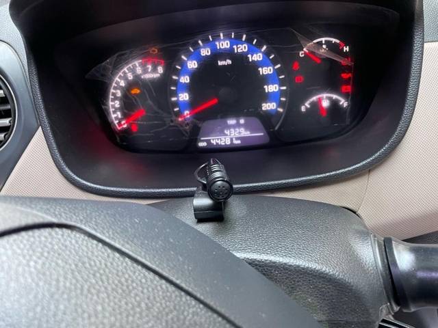 https://images10.gaadi.com/usedgaadi-sellcar/UsedCar/e55669d3a/1bf1d8e6-347d-4e75-9f4e-e4247412a76f.jpeg?imwidth=6401