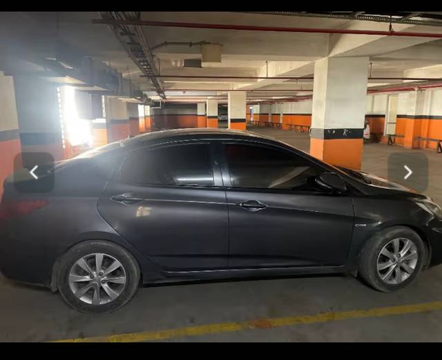 https://images10.gaadi.com/usedgaadi-sellcar/UsedCar/e556ebf7a/ed6609c8-a43a-48d9-a65b-d829c7356cfb.jpeg?imwidth=6402