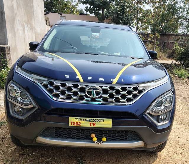 https://images10.gaadi.com/usedgaadi-sellcar/UsedCar/e55702fda/1251b591-53f3-4ba3-b4a3-c90da6328571.jpg?imwidth=6400