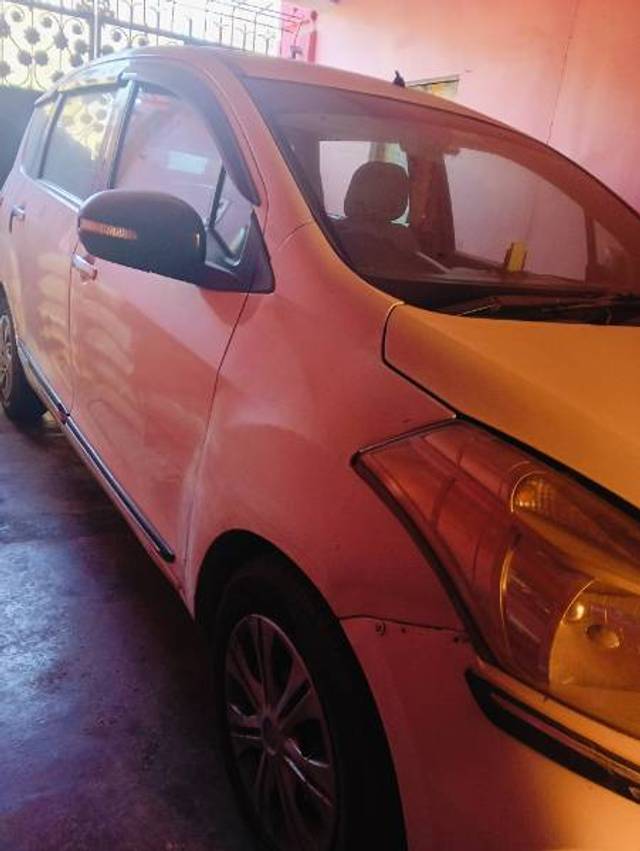 https://images10.gaadi.com/usedgaadi-sellcar/UsedCar/e55712e0a/716b1c6a-7ae7-4c21-acf2-4b7ff88564be.jpg?imwidth=6401