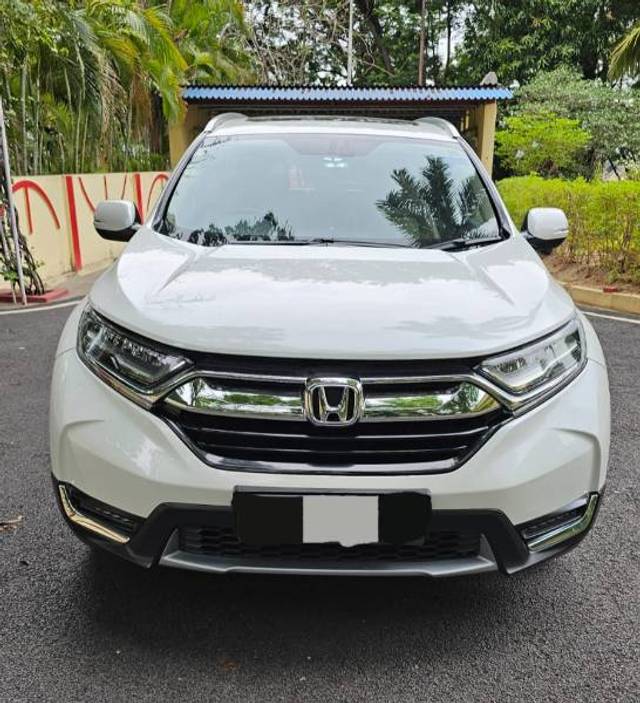 https://images10.gaadi.com/usedgaadi-sellcar/UsedCar/e5575929a/04042e89-3770-4ce7-95aa-b5f07f6796ef.jpg?imwidth=6400