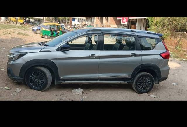 https://images10.gaadi.com/usedgaadi-sellcar/UsedCar/e5577433a/5155b2ba-0b41-420a-9a42-3457077829f3.jpg?imwidth=6401