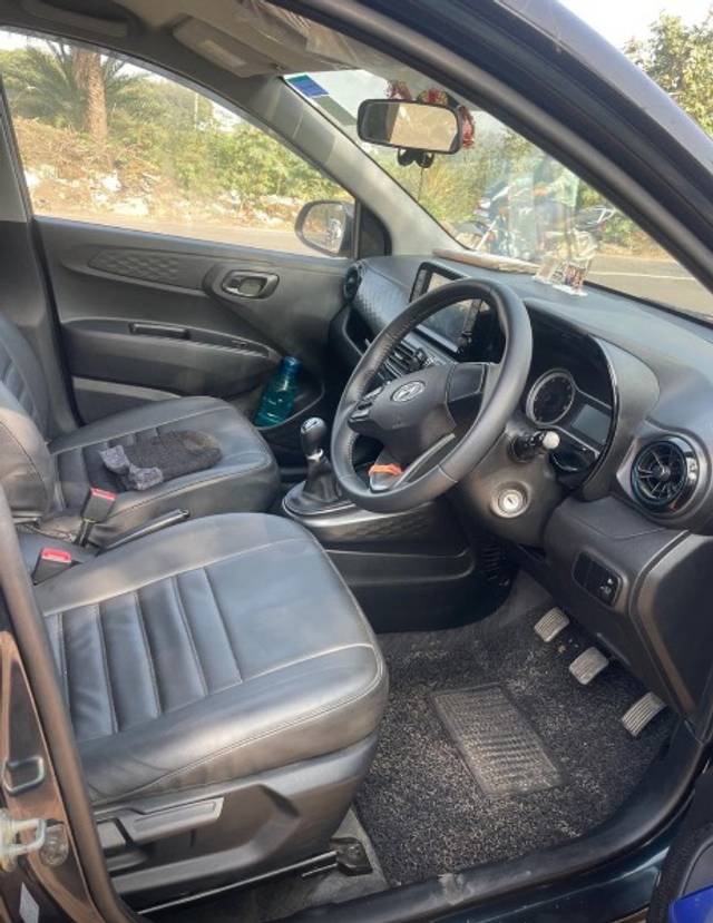 https://images10.gaadi.com/usedgaadi-sellcar/UsedCar/e55786b0a/f4b3ae3a-c696-4146-a06e-9e49a6738a1a.jpeg?imwidth=6401