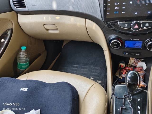 https://images10.gaadi.com/usedgaadi-sellcar/UsedCar/e5578ffea/fef6499f-5464-4252-adba-7c0475afe492.jpeg?imwidth=6401