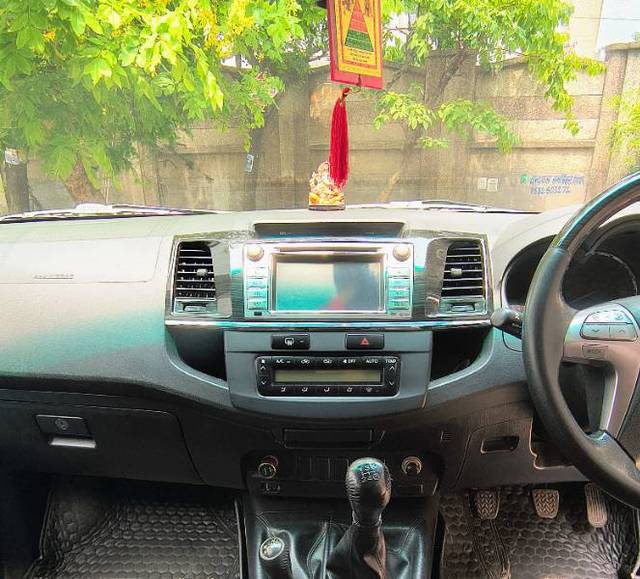 https://images10.gaadi.com/usedgaadi-sellcar/UsedCar/e557b28ca/74d17014-87a9-42c5-845b-4fe29ce28fc0.jpg?imwidth=6401