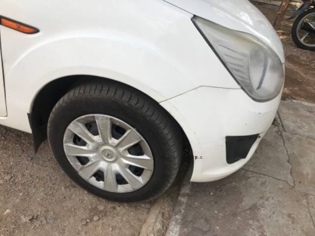 https://images10.gaadi.com/usedgaadi-sellcar/UsedCar/e557d54ca/74d8b722-86fb-4dbc-b455-f6bc2d88154d.jpeg?imwidth=6401