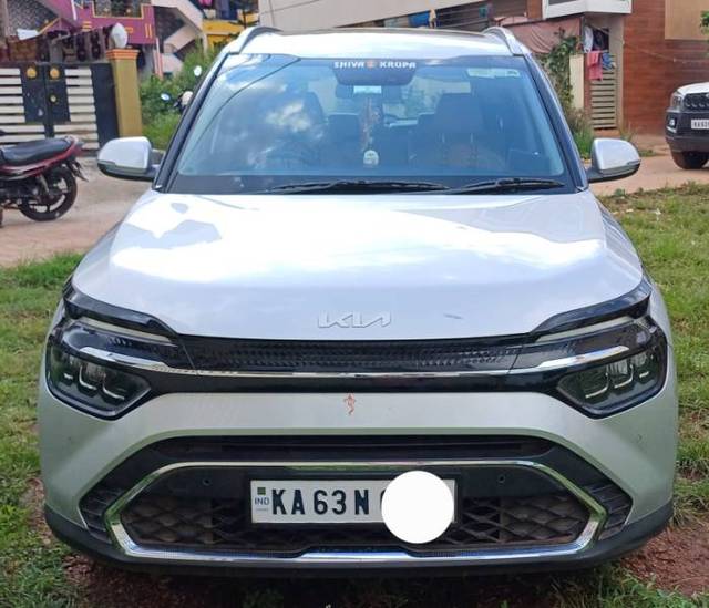 https://images10.gaadi.com/usedgaadi-sellcar/UsedCar/e5586ce1a/13f95991-3b67-4ed0-9a9f-5cec900f5c67.jpg?imwidth=6400