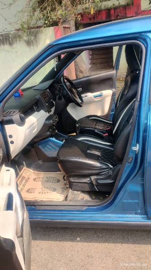 https://images10.gaadi.com/usedgaadi-sellcar/UsedCar/e5588ec2a/f9b4ee83-7d26-4e6a-857d-b3e10b3570d9.jpg?imwidth=6402