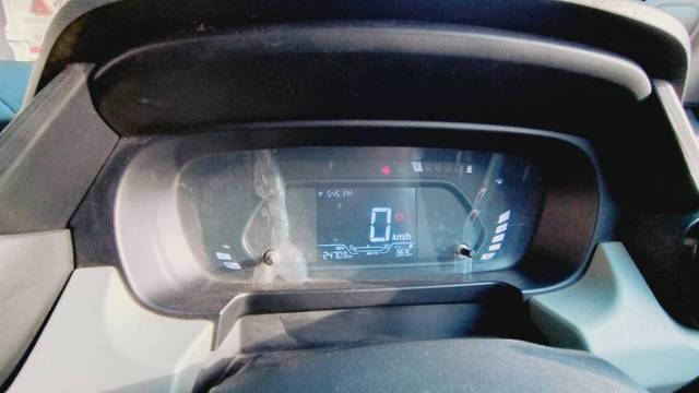 https://images10.gaadi.com/usedgaadi-sellcar/UsedCar/e558fe5ba/701c8302-1018-4c56-99b4-eff807d30a96.jpg?imwidth=6402