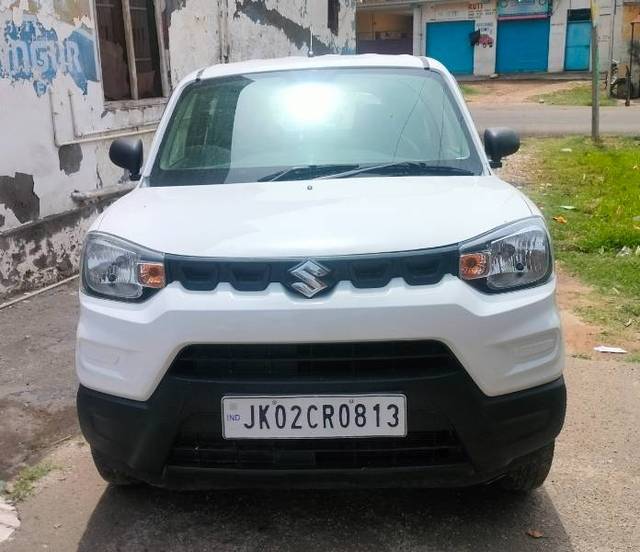 https://images10.gaadi.com/usedgaadi-sellcar/UsedCar/e55934dda/fc955c3a-ec1d-4c9c-8ace-6a9a2c2e88f8.jpg?imwidth=6400