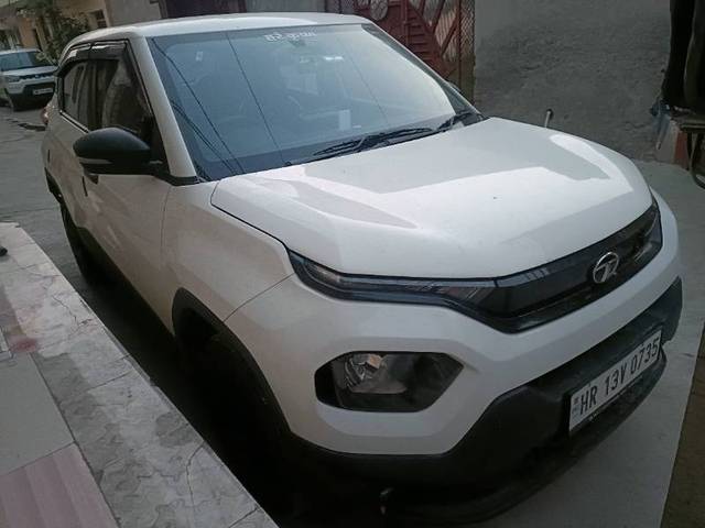 https://images10.gaadi.com/usedgaadi-sellcar/UsedCar/e55942b5a/dfa51883-1a24-454f-b401-9bf731a98e66.jpg?imwidth=6400