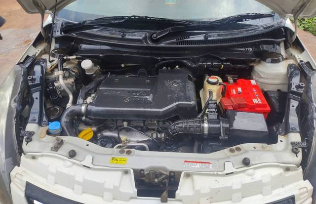https://images10.gaadi.com/usedgaadi-sellcar/UsedCar/e5595463a/fc96b91f-7e8a-4fa6-a75c-5bddc966ad43.jpg?imwidth=6401