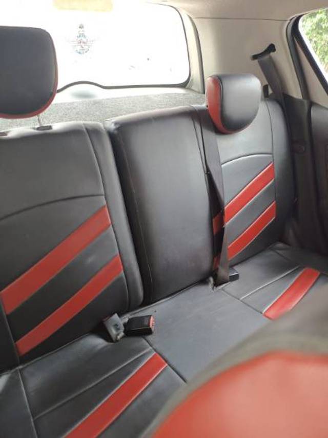 https://images10.gaadi.com/usedgaadi-sellcar/UsedCar/e559b4a5a/f7d9081f-33af-401f-99ae-c729fcfd49e9.jpg?imwidth=6401