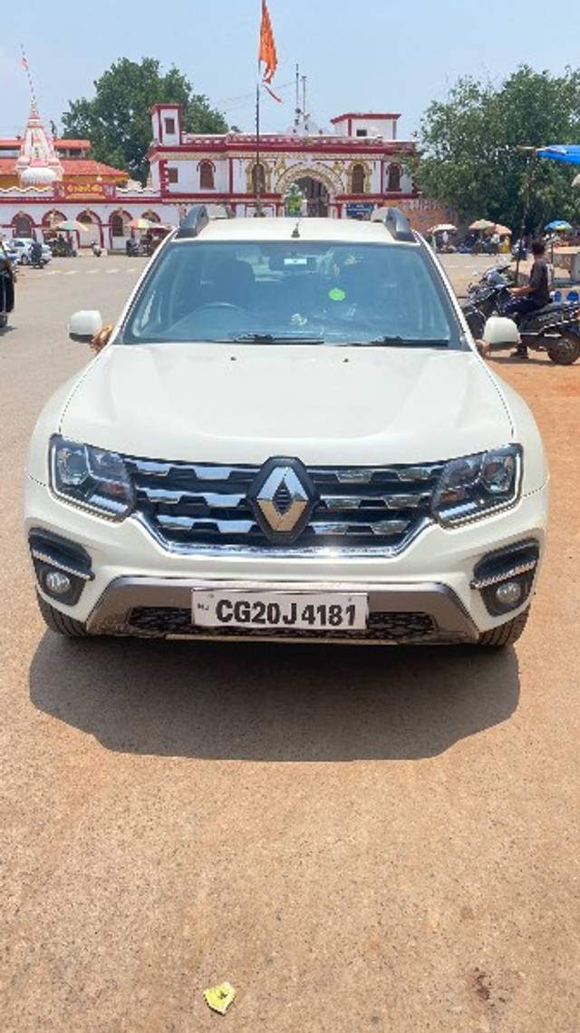 https://images10.gaadi.com/usedgaadi-sellcar/UsedCar/e55ab600a/9257f116-355c-41db-aebe-243359bb71b6.jpeg?imwidth=6400