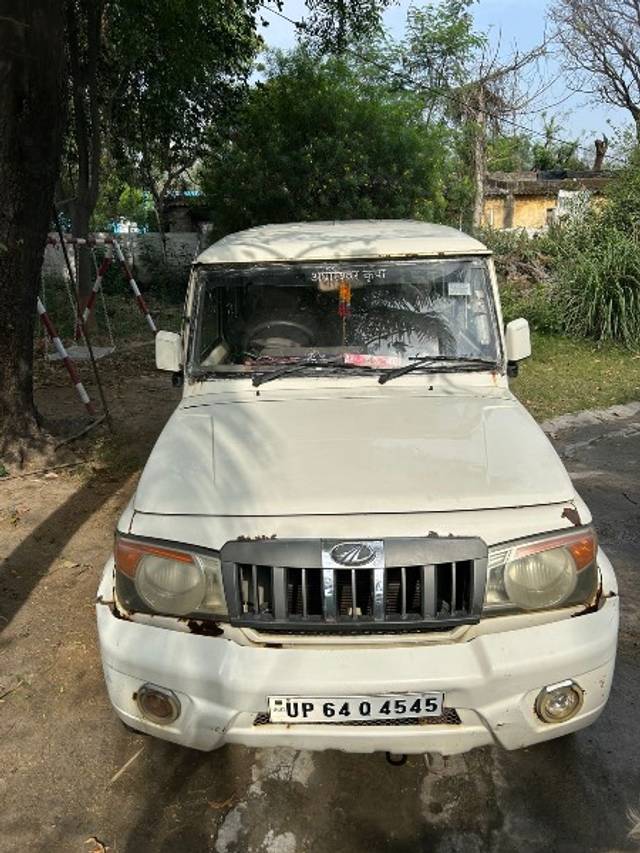 https://images10.gaadi.com/usedgaadi-sellcar/UsedCar/e55ac17ba/6e6baf88-44f2-478d-aaeb-c1a6756984c9.jpeg?imwidth=6400