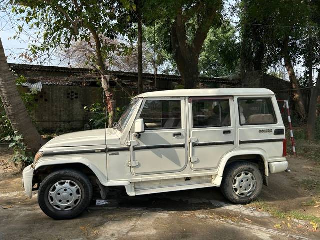 https://images10.gaadi.com/usedgaadi-sellcar/UsedCar/e55ac17ba/fe0a72e9-e8a1-4fae-a45d-0ca9530e1679.jpeg?imwidth=6401
