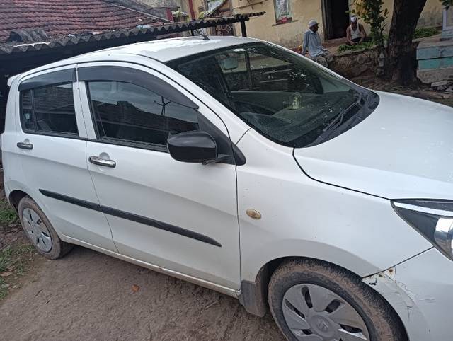 https://images10.gaadi.com/usedgaadi-sellcar/UsedCar/e55b4e34a/3dcc2ba1-7dfb-4e43-b77e-081d79a5f198.jpeg?imwidth=6401