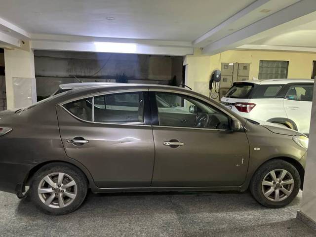 https://images10.gaadi.com/usedgaadi-sellcar/UsedCar/e55b7bcea/9745e802-ac27-46de-99fd-b8b3f4b0f878.jpg?imwidth=6401