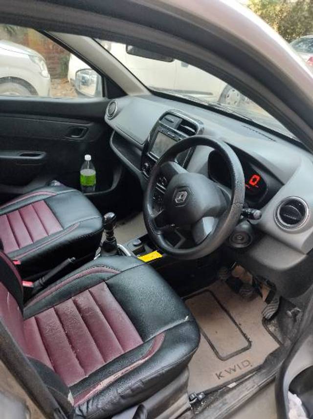 https://images10.gaadi.com/usedgaadi-sellcar/UsedCar/e55ba2f6a/ee569d16-e642-402e-b44b-ff09c9c880b5.jpg?imwidth=6402