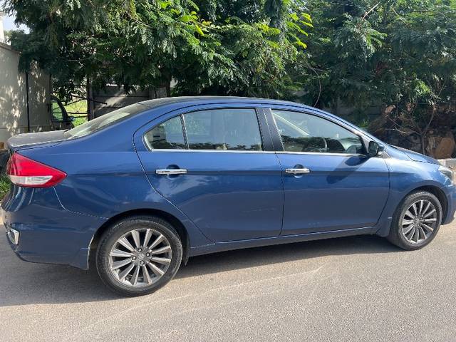 https://images10.gaadi.com/usedgaadi-sellcar/UsedCar/e55bb0f9a/9ab63d80-c5cb-46f2-b3b4-da24340fc816.jpg?imwidth=6401