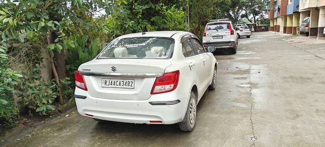 https://images10.gaadi.com/usedgaadi-sellcar/UsedCar/e55bb4efa/16b8d4b0-60ab-4603-9e74-7da55b17a5fd.jpg?imwidth=6402